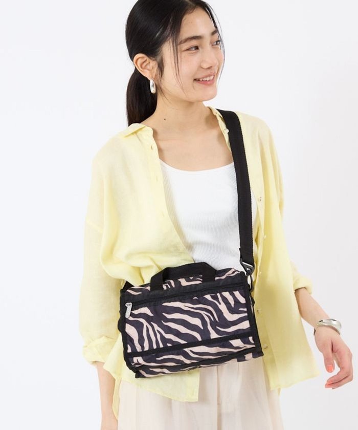 【レスポートサック/LeSportsac】のMINI DUFFEL CROSSBODY/ラフィアゼブラ インテリア・キッズ・メンズ・レディースファッション・服の通販 founy(ファニー) https://founy.com/ ファッション Fashion レディースファッション Fashion for Women アウトドア Outdoor Clothing クラシカル Classical, Vintage-Inspired 財布 Wallet, Purse ボストンバッグ Boston Bag, Retro Bag ポケット Pocket, Pocket Detail ラップ Wrap, Wrap Design 再入荷 Restock / Back in Stock おすすめ Recommended / Our Picks 旅行 Travel |ID: prp329100004514370 ipo3291000000033382860