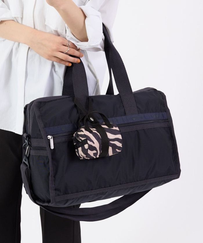 【レスポートサック/LeSportsac】のMICRO ROLL CHARM/ラフィアゼブラ インテリア・キッズ・メンズ・レディースファッション・服の通販 founy(ファニー) https://founy.com/ ファッション Fashion レディースファッション Fashion for Women ミニ財布・二つ折り財布 Wallets & Card Cases キーホルダー Keychain, Key Holder クラシカル Classical, Vintage-Inspired チャーム Charm, Pendant フォルム Silhouette, Form リップ Lip, Lip Motif 財布 Wallet, Purse |ID: prp329100004514499 ipo3291000000032739709