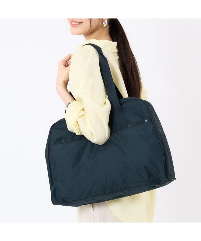 【レスポートサック/LeSportsac】のSMALL CARRYALL DUFFLE/ミッドナイトグリーン インテリア・キッズ・メンズ・レディースファッション・服の通販 founy(ファニー) https://founy.com/ ファッション Fashion レディースファッション WOMEN 軽量 Lightweight シンプル Simple トラベル Travel プリント Print ボストン Boston ボストンバッグ Boston Bag ポケット Pocket マグネット Magnet 無地 Plain Color ラウンド Round 旅行 Travel スーツケース キャリーケース Suitcase ビジネス 仕事 通勤 Business |ID: prp329100004514507 ipo3291000000031895256