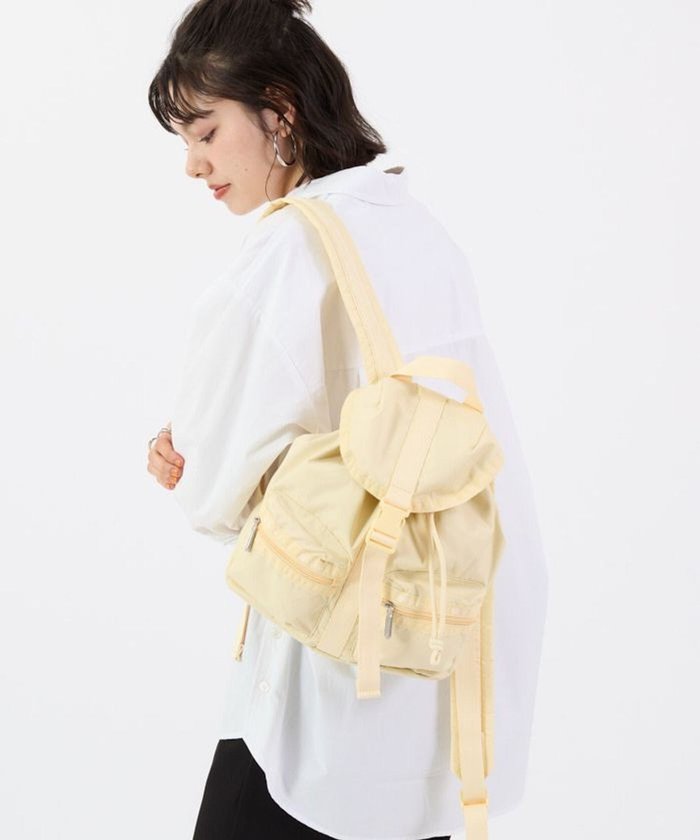 【レスポートサック/LeSportsac】のSMALL VOYAGER/レモンメレンゲ インテリア・キッズ・メンズ・レディースファッション・服の通販 founy(ファニー) https://founy.com/ ファッション Fashion レディースファッション WOMEN バッグ Bag イエロー Yellow コンパクト Compact 巾着 Purse 軽量 Lightweight シンプル Simple 財布 Wallet トラベル Travel フラップ Flap プリント Print ポケット Pocket 無地 Plain Color リップ Lip リュック Ruck Sack 旅行 Travel |ID: prp329100004514543 ipo3291000000031895403