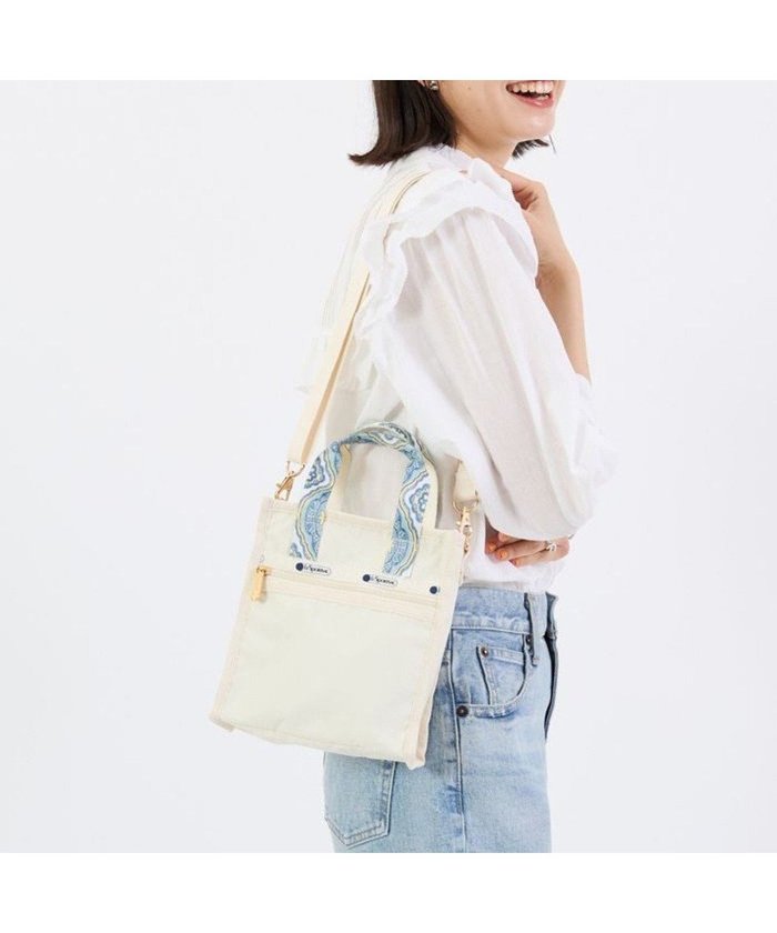 【レスポートサック/LeSportsac】のMINI N/S TOTE MH/サンドヴォヤージュ インテリア・キッズ・メンズ・レディースファッション・服の通販 founy(ファニー) https://founy.com/ ファッション Fashion レディースファッション WOMEN バッグ Bag イエロー Yellow エレガント 上品 Elegant スクエア Square スマート Smart ペイズリー Paisley ポケット Pocket ポーチ Pouch 財布 Wallet |ID: prp329100004515122 ipo3291000000031901974