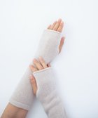 【アンドウール/AND WOOL】の〈上質な素材と手仕事から生まれた優しいニット〉カシミヤ100%アームウォーマー 人気、トレンドファッション・服の通販 founy(ファニー) ファッション Fashion レディースファッション WOMEN トップス・カットソー Tops/Tshirt ニット Knit Tops 手袋 Gloves カシミヤ Cashmere キャンバス Canvas 手編み Hand Knitting ベーシック Basic A/W・秋冬 Aw・Autumn/Winter・Fw・Fall-Winter ギフト プレゼント Gift Present thumbnail ライトベージュ|ID: prp329100004515221 ipo3291000000031903206