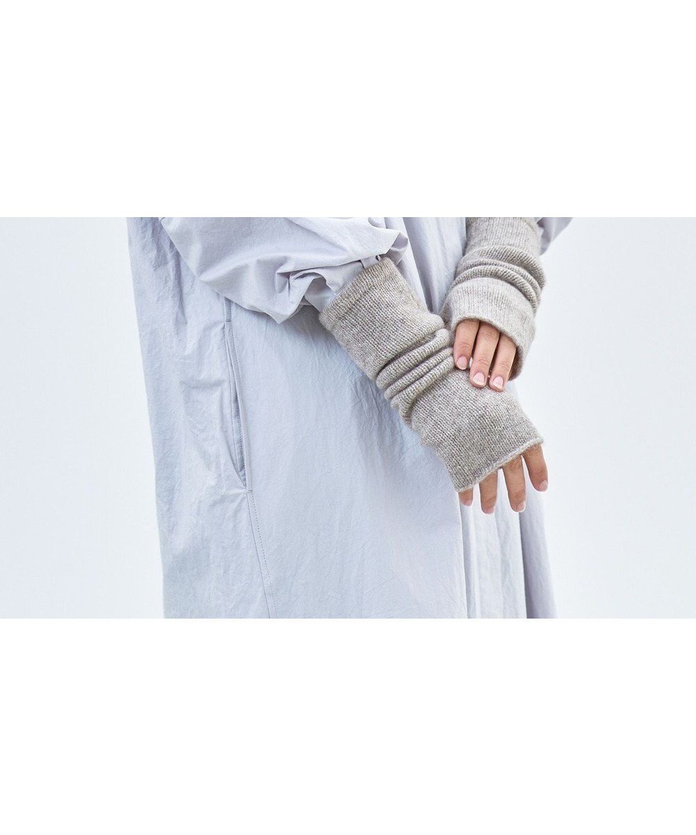 【アンドウール/AND WOOL】の〈上質な素材と手仕事から生まれた優しいニット〉カシミヤ100%アームウォーマー インテリア・キッズ・メンズ・レディースファッション・服の通販 founy(ファニー) 　ファッション　Fashion　レディースファッション　WOMEN　トップス・カットソー　Tops/Tshirt　ニット　Knit Tops　手袋　Gloves　カシミヤ　Cashmere　キャンバス　Canvas　手編み　Hand Knitting　ベーシック　Basic　A/W・秋冬　Aw・Autumn/Winter・Fw・Fall-Winter　ギフト プレゼント　Gift Present　ベージュ|ID: prp329100004515221 ipo3291000000031903207