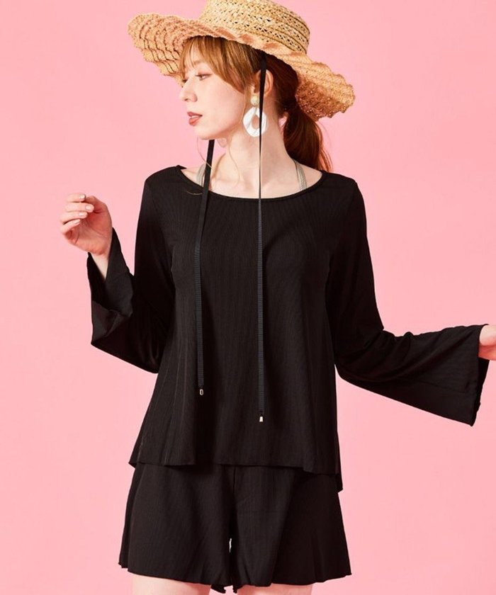 【三愛水着楽園/San-ai Resort】の【SALE】水陸両用 トップス・ショートパンツセット 9M・11L 【San-ai Resort(サンアイリゾート)】 インテリア・キッズ・メンズ・レディースファッション・服の通販 founy(ファニー) https://founy.com/ ファッション Fashion レディースファッション Ladies' Fashion Online 水着 Swimwear 水着 Swimwear とろみ Thickness なめらか Smooth ショート Short シンプル Simple スリーブ Sleeve リゾート Resort リラックス Relax 夏 Summer S/S・春夏 Ss・Spring/Summer 水着 Swimsuit A/W・秋冬 Aw・Autumn/Winter・Fw・Fall-Winter |ID: prp329100004516366 ipo3291000000032661724