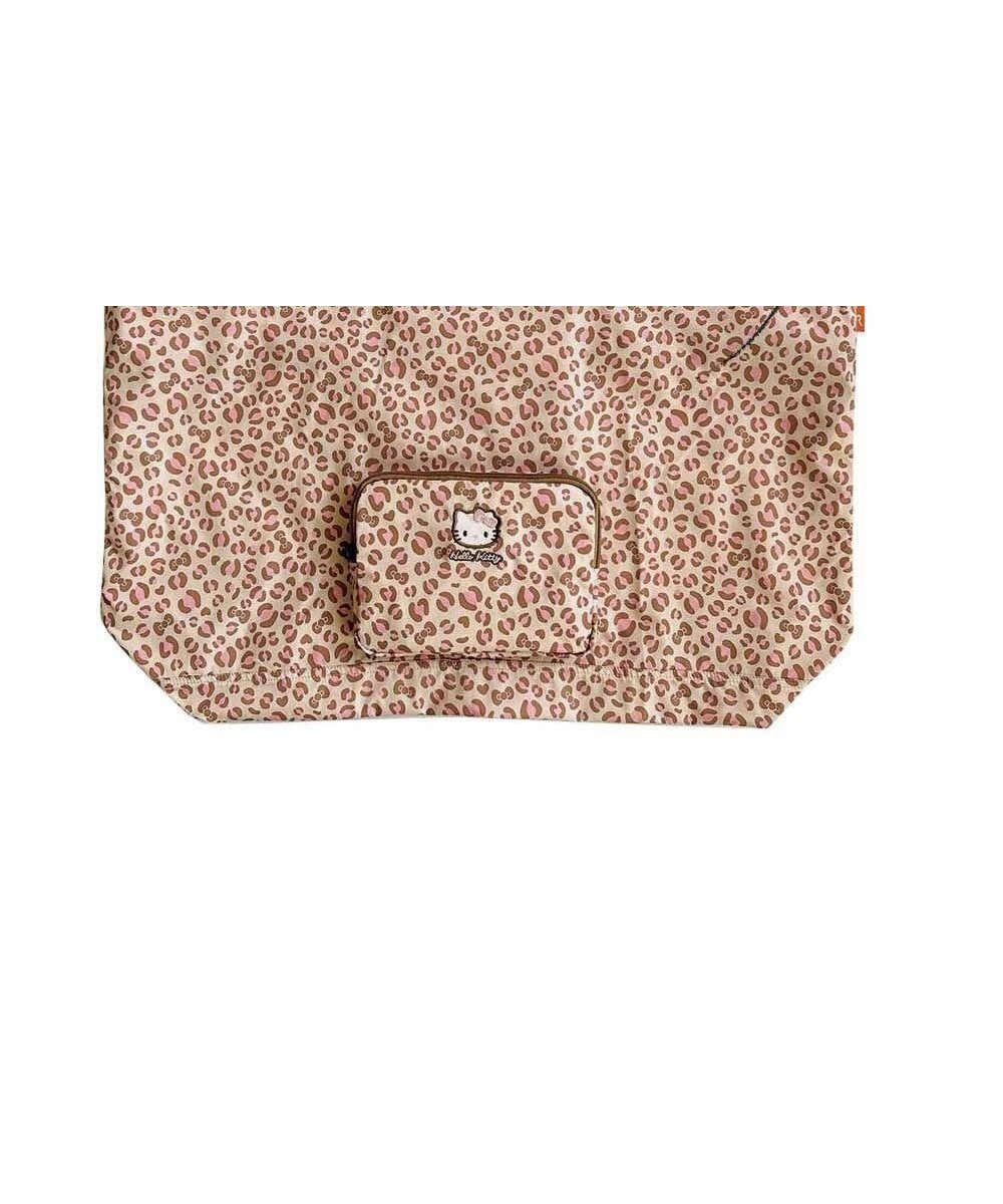 【ルートート/ROOTOTE】の8396【サンリオ】 IP.マキシ.パッカブル..ハローキティ-A インテリア・キッズ・メンズ・レディースファッション・服の通販 founy(ファニー) 　ファッション　Fashion　レディースファッション　WOMEN　バッグ　Bag　カメラ　Camera　クッション　Cushion　コンパクト　Compact　スマホ　Smartphone　スリット　Slit　ポケット　Pocket　マキシ　Maxi　ループ　Loop　NEW・新作・新着・新入荷　New Arrivals　03:レオパード|ID: prp329100004517550 ipo3291000000031930283