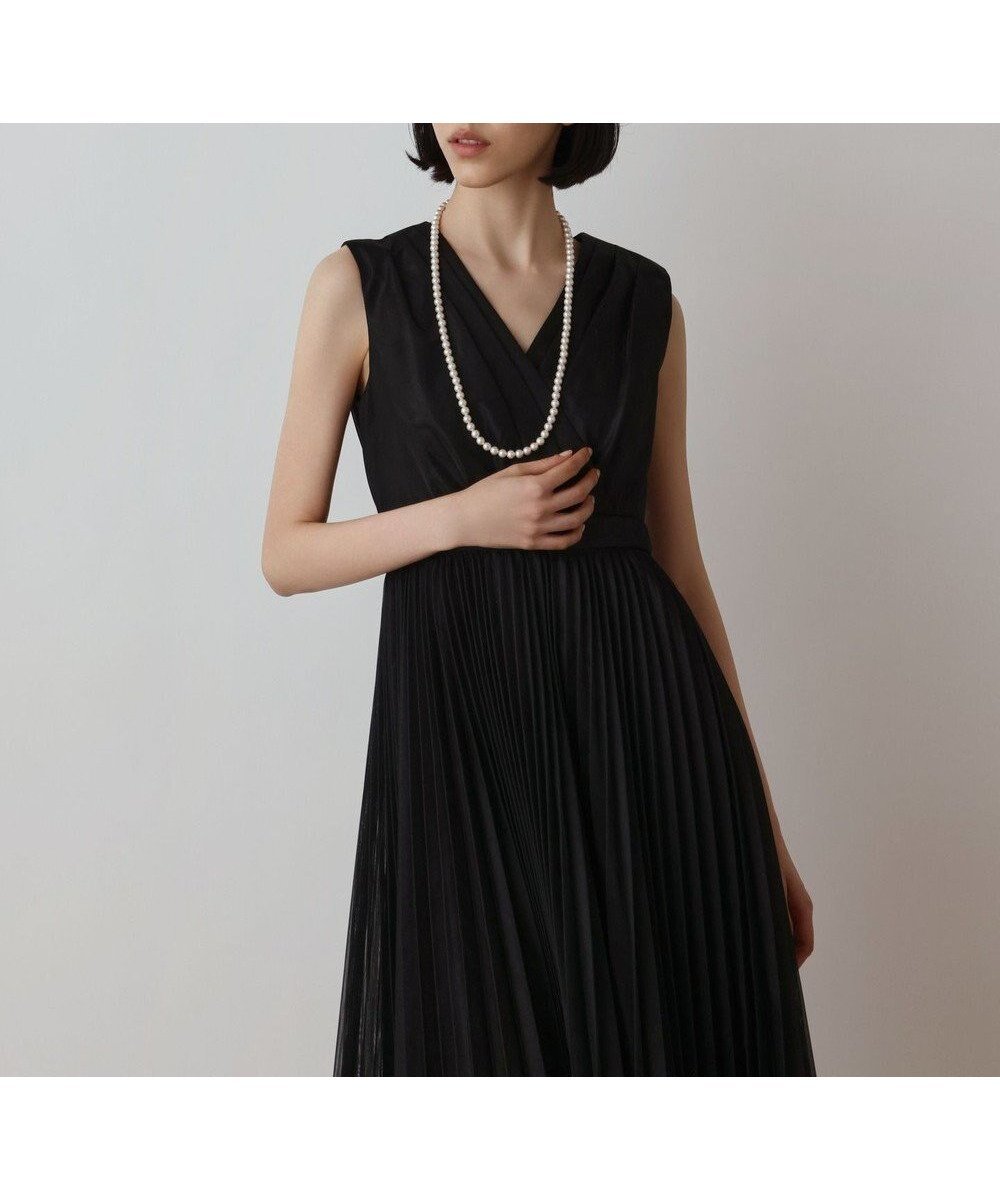 【グレース コンチネンタル/GRACE CONTINENTAL】のブライトメッシュワンピース インテリア・キッズ・メンズ・レディースファッション・服の通販 founy(ファニー) 　ファッション　Fashion　レディースファッション　WOMEN　ワンピース　Dress　NEW・新作・新着・新入荷　New Arrivals　カシュクール　Cachecoeur　シアー　Sheer　シルバー　Silver　シンプル　Simple　ドレープ　Drape　プリーツ　Pleats　メッシュ　Mesh　夏　Summer　春　Spring　S/S・春夏　Ss・Spring/Summer　ブラック|ID: prp329100004517645 ipo3291000000031931050