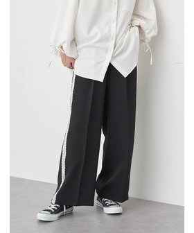 【アースミュージックアンドエコロジー/earth music&ecology】 レースラインパンツ人気、トレンドファッション・服の通販 founy(ファニー) ファッション Fashion レディースファッション WOMEN パンツ Pants ストレート Straight スマート Smart センター Center ポケット Pocket レース Race 再入荷 Restock/Back In Stock/Re Arrival 夏 Summer 春 Spring S/S・春夏 Ss・Spring/Summer |ID:prp329100004519761