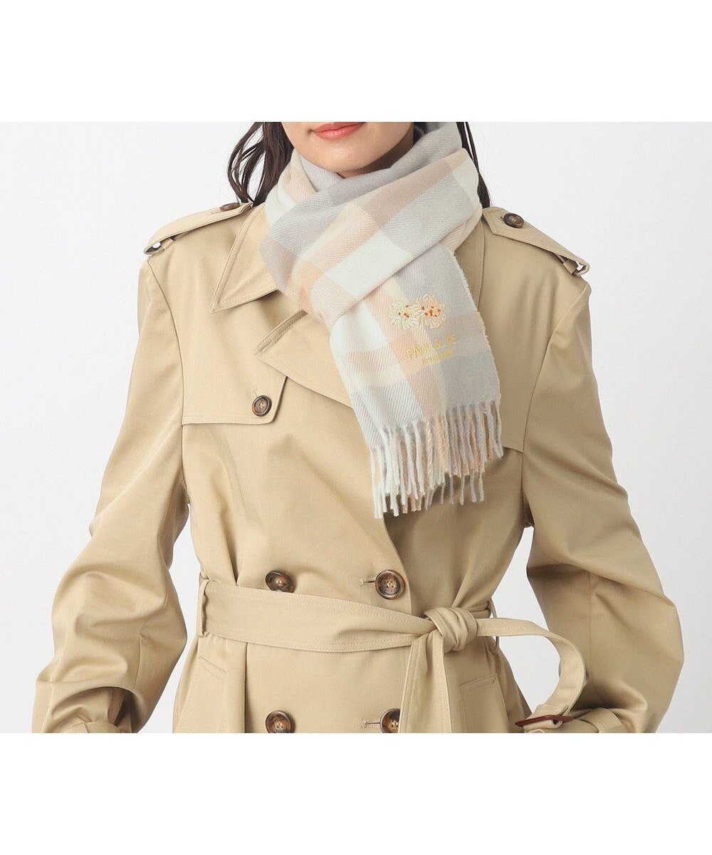 【ムーンバット/MOONBAT】の【FUDGE11月号掲載】PAUL JOE ACCESSOIRES クリザンテーム刺繍ムースタッチマフラー(パッケージ入り) インテリア・キッズ・メンズ・レディースファッション・服の通販 founy(ファニー) 　雑誌掲載アイテム　Magazine Picks & Fashion Features　ファッション雑誌　Fashion Magazines　ファッジ　FUDGE　ファッション　Fashion　レディースファッション　Fashion for Women　マフラー・スヌード / 冬小物の定番　Scarves & Mufflers　アニマル　Animal Print　コレクション　Collection, Seasonal Line　11月号　November Issue　スヌード　Snood, Infinity Scarf　雑誌　Magazine, Fashion Magazine　チェック　Check, Plaid, Tartan　パターン　Pattern, Design Print　フェミニン　Feminine, Girly　フラワー　Flower, Floral　プリント　Print, Printed Pattern　マフラー　Scarf, Muffler　モチーフ　Motif, Design Theme　A/W・秋冬　Autumn/Winter　ベージュ|ID: prp329100004521409 ipo3291000000035619808