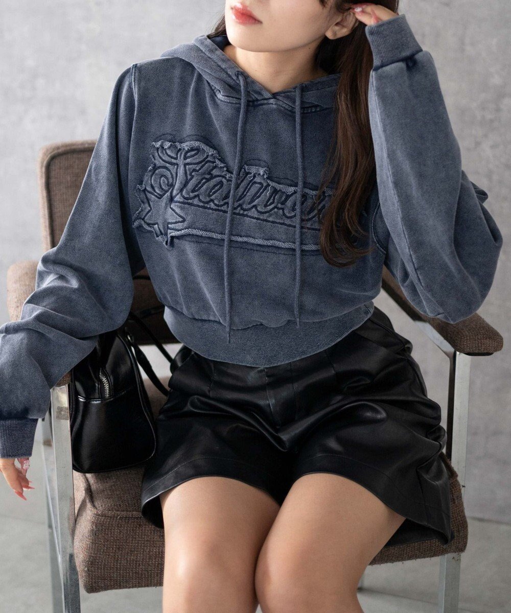 【ウィゴー/WEGO】のロゴアシッドウォッシュパーカー インテリア・キッズ・メンズ・レディースファッション・服の通販 founy(ファニー) 　ファッション　Fashion　レディースファッション　WOMEN　トップス・カットソー　Tops/Tshirt　パーカ　Sweats　ウォッシュ　Wash　ショート　Short　スマホ　Smartphone　ダメージ　Damage　デニム　Denim　ハーフ　Half　パーカー　Hoodie　フロント　Front　ロング　Long　冬　Winter　春　Spring　秋　Autumn/Fall　A/W・秋冬　Aw・Autumn/Winter・Fw・Fall-Winter　デニム|ID: prp329100004521474 ipo3291000000031978618