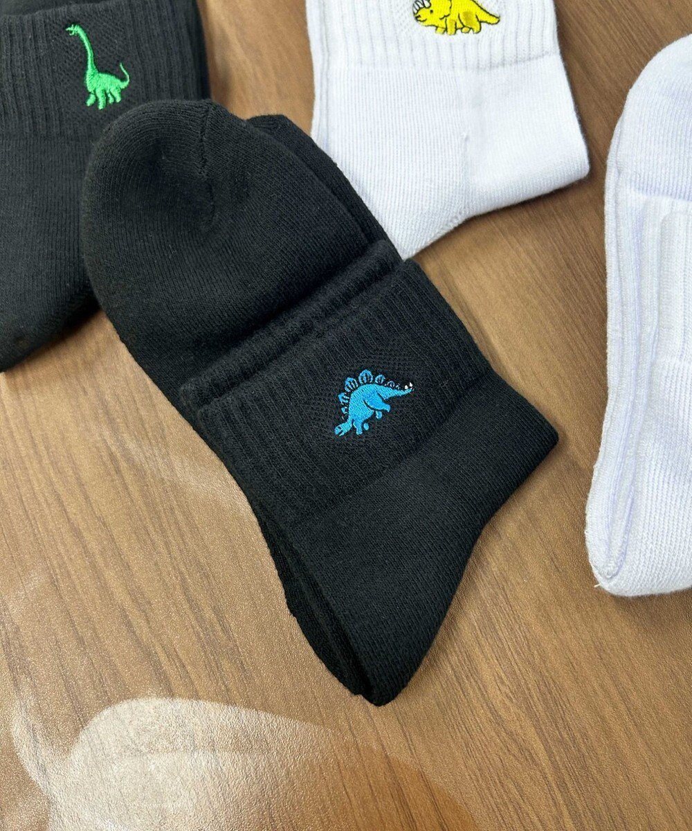 【ウィゴー/WEGO】のダイナソー刺繍アンクルソックス インテリア・キッズ・メンズ・レディースファッション・服の通販 founy(ファニー) 　ファッション　Fashion　レディースファッション　WOMEN　ソックス　Socks　レッグウェア　Legwear　おすすめ　Recommend　アンクル　Uncle　スニーカー　Sneakers　スマホ　Smartphone　ソックス　Socks　ワンポイント　One Point　再入荷　Restock/Back In Stock/Re Arrival　柄3|ID: prp329100004521543 ipo3291000000031979395