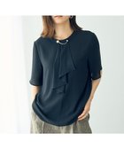【イェッカ ヴェッカ/YECCA VECCA】のパールブローチ付きボウタイブラウス Dark Navy|ID: prp329100004521584 ipo3291000000031979684