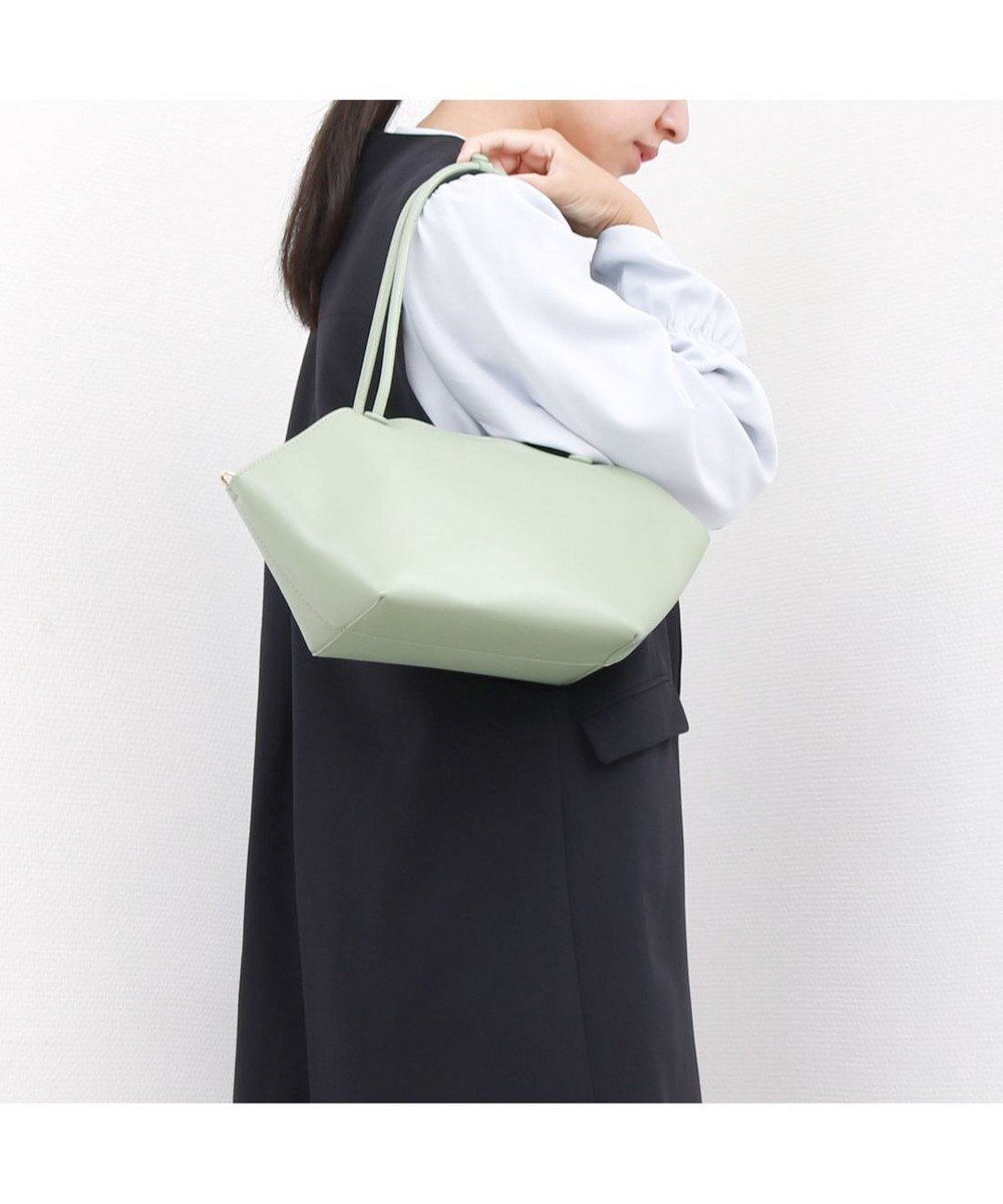 【アンビリオン/UNBILLION】のカシュカシュ cachecache / 横長バスケット型2wayトートバッグ インテリア・キッズ・メンズ・レディースファッション・服の通販 founy(ファニー) 　ファッション　Fashion　レディースファッション　WOMEN　バッグ　Bag　オケージョン　Occasion　春　Spring　9月号　September Issue　カラフル　Colorful　ショルダー　Shoulder　雑誌　Magazine　ハンド　Hand　ハンドバッグ　Handbag　バスケット　Basket　ポケット　Pocket　ミックス　Mix　モチーフ　Motif　再入荷　Restock/Back In Stock/Re Arrival　グリーン|ID: prp329100004522369 ipo3291000000031989192