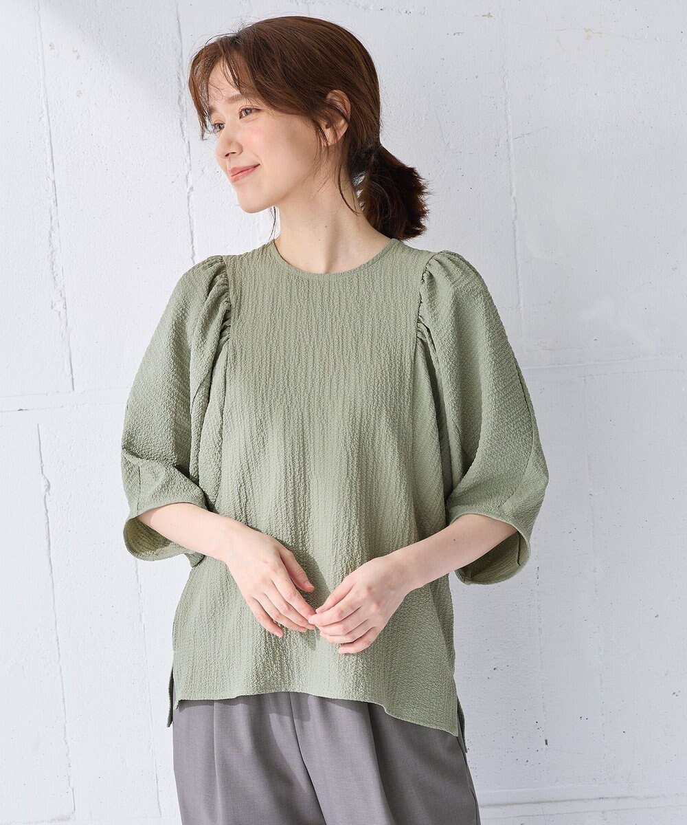 【エニー/ANY】のボリュームショルダーふくれプルオーバー インテリア・キッズ・メンズ・レディースファッション・服の通販 founy(ファニー) 　ファッション　Fashion　レディースファッション　Fashion for Women　トップス・カットソー　Cut & Sew Tops　シャツ・ブラウス・オフィスカジュアル　Elegant Blouses & Button-Ups　ロングTシャツ・Tシャツ　Longline T-Shirts & Tees　カジュアルプルオーバー・ニットトップス　Pullovers & Knit Tops / Casual Pullovers　カットソー・ベーシックTシャツ　Cut-and-Sewn Tops / Stretch Tees & Basics　カットソー　Cut and Sewn Top　ギャザー　Gathered, Ruffled　ショルダー　Shoulder, Shoulder Strap　シンプル　Simple, Minimal　スリット　Slit, Slit Detail　トレンド　Trend, Trending Now　ベスト　Vest, Waistcoat　ワイド　Wide, Wide Fit　エレガント 上品　Elegant　夏　Summer　春　Spring　S/S・春夏　SS, Spring/Summer, Warm Season　スモーキーグリーン|ID: prp329100004522606 ipo3291000000034297877