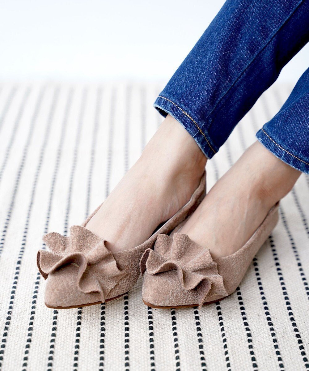 【ヌーベルローブオウ/nouvelleRobe Ou】の【本革・高反発・抗菌】Ruffles ポインテッドトゥ パンプス インテリア・キッズ・メンズ・レディースファッション・服の通販 founy(ファニー) 　ファッション　Fashion　レディースファッション　WOMEN　クッション　Cushion　抗菌　Antibacterial　シューズ　Shoes　ドット　Dot　フィット　Fit　おすすめ　Recommend　エレガント 上品　Elegant　ベージュ系|ID: prp329100004522661 ipo3291000000031991780