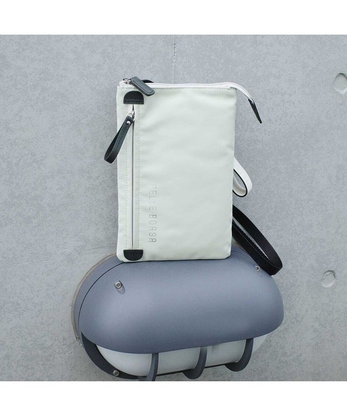 【ペレボルサ/PELLE BORSA】の縦型ポシェット Cheers チアーズ 5205 インテリア・キッズ・メンズ・レディースファッション・服の通販 founy(ファニー) https://founy.com/ ファッション Fashion レディースファッション WOMEN 抗菌 Antibacterial 軽量 Lightweight ショルダー Shoulder スマート Smart 財布 Wallet ポケット Pocket ポシェット Pochette ループ Loop NEW・新作・新着・新入荷 New Arrivals おすすめ Recommend 旅行 Travel |ID: prp329100004522839 ipo3291000000031993071