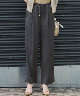 【23区/NIJYUSANKU】の【Oggi9月号掲載/撥水加工】スムースサテン タック ワイド パンツ 人気、トレンドファッション・服の通販 founy(ファニー) 雑誌掲載アイテム Magazine Picks & Fashion Features ファッション雑誌 Fashion Magazines オッジ Oggi ファッション Fashion レディースファッション Fashion for Women パンツ Pants & Trousers 春 Spring 9月号 September Issue サテン Satin, Glossy Fabric シンプル Simple, Minimal ストレッチ Stretch, Stretchy Fabric 雑誌 Magazine, Fashion Magazine ドレープ Drape, Draping Fabric フロント Front, Front Design ブライト Bright, Shiny リネン Linen, Linen Fabric ワイド Wide, Wide Fit S/S・春夏 SS, Spring/Summer, Warm Season 夏 Summer エレガント 上品 Elegant 2025年 2025 2025春夏・S/S Spring/Summer 2025 SS25 |ID:prp329100004522964