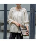 【23区/NIJYUSANKU】の【洗える】クリアトリコットジャージー ギャザーデザイン カットソー ベージュ系|ID:prp329100004522973