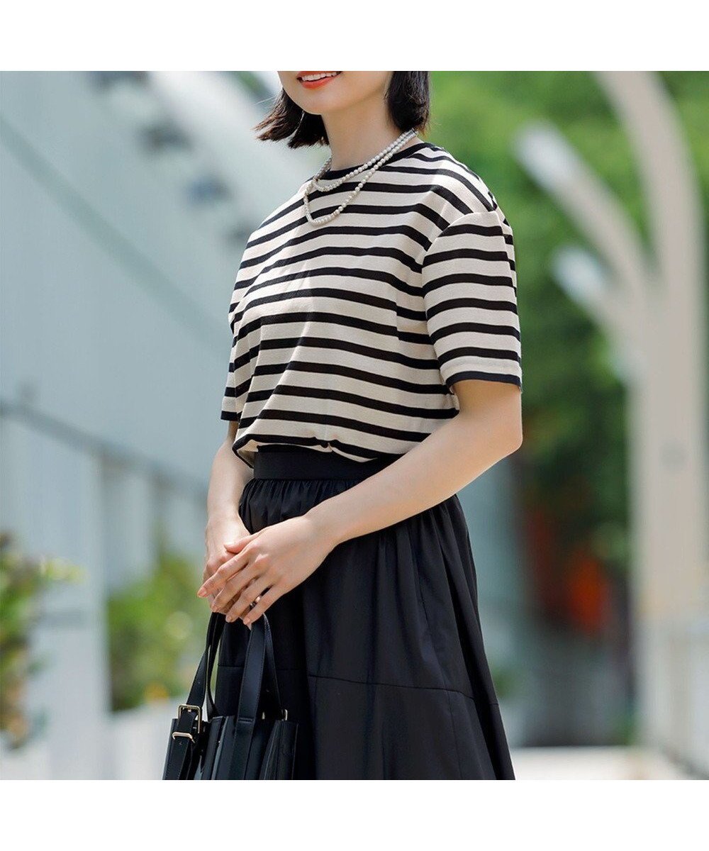 【23区/NIJYUSANKU】の【洗える】シアーフライスボーダー Tシャツ インテリア・キッズ・メンズ・レディースファッション・服の通販 founy(ファニー) 　ファッション　Fashion　レディースファッション　Fashion for Women　トップス・カットソー　Cut & Sew Tops　シャツ・ブラウス・オフィスカジュアル　Elegant Blouses & Button-Ups　ロングTシャツ・Tシャツ　Longline T-Shirts & Tees　カットソー・ベーシックTシャツ　Cut-and-Sewn Tops / Stretch Tees & Basics　インナー　Innerwear　春　Spring　洗える　Machine Washable　カットソー　Cut and Sewn Top　キャミソール　Camisole, Spaghetti Strap Top　シアー　Sheer, See-Through　タンク　Tank Top, Sleeveless Top　デコルテ　Décolleté, Neckline　パターン　Pattern, Design Print　ベーシック　Basic, Essential　ボーダー　Border, Stripe　S/S・春夏　SS, Spring/Summer, Warm Season　夏　Summer　2025年　2025　2025春夏・S/S　Spring/Summer 2025 SS25　アイボリー×ブラック|ID: prp329100004522975 ipo3291000000035715159