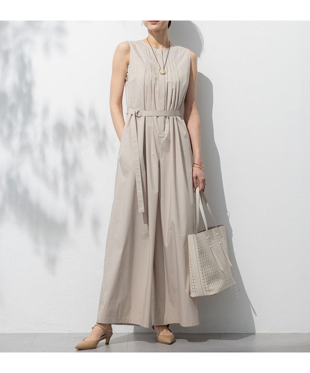 【23区/NIJYUSANKU】の【撥水性/接触冷感/洗える】ストレッチタイプライター オールインワン インテリア・キッズ・メンズ・レディースファッション・服の通販 founy(ファニー) 　ファッション　Fashion　レディースファッション　Fashion for Women　ワンピース　Dresses　オールインワン・ワンピース　Dresses and Jumpsuits　サロペット&オールインワン　Dungarees & Jumpsuit Styles　春　Spring　洗える　Machine Washable　サロペット　Overalls, Salopette　ショート　Short, Short Length　ストレッチ　Stretch, Stretchy Fabric　セットアップ　Set-Up, Coordinated Outfit　タイプライター　Typewriter Fabric, Crisp Cotton　ノースリーブ　Sleeveless, No-Sleeve　フロント　Front, Front Design　ブルゾン　Blouson, Bomber Jacket　リラックス　Relax, Relaxed Fit　ワイド　Wide, Wide Fit　S/S・春夏　SS, Spring/Summer, Warm Season　おすすめ　Recommended / Our Picks　夏　Summer　2025年　2025　2025春夏・S/S　Spring/Summer 2025 SS25　ベージュ系|ID: prp329100004523001 ipo3291000000033711981