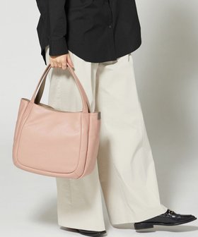【イザック/Y'SACCS】のシュリンクレザートート Mサイズ 人気、トレンドファッション・服の通販 founy(ファニー) ファッション Fashion レディースファッション Fashion for Women バッグ Bags シンプル Simple, Minimal スマート Smart, Elegant 定番 Standard, Basic Item フォルム Silhouette, Form ポケット Pocket, Pocket Detail マグネット Magnet, Magnetic Closure ビジネス 仕事 通勤 Business / Work / Commuting |ID:prp329100004523805