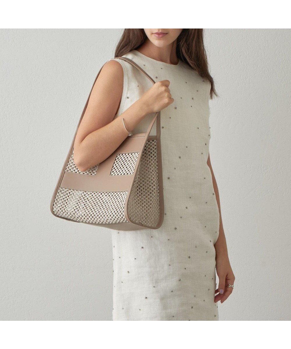 【イアクッチ/IACUCCI】のリーバ RETE PAGLIA インテリア・キッズ・メンズ・レディースファッション・服の通販 founy(ファニー) 　ファッション　Fashion　レディースファッション　WOMEN　バッグ　Bag　アクセサリー　Accessories　エレガント 上品　Elegant　人気　Popularity　フロント　Front　メッシュ　Mesh　S/S・春夏　Ss・Spring/Summer　再入荷　Restock/Back In Stock/Re Arrival　夏　Summer　2025年　2025　2025春夏・S/S　Ss,Spring/Summer,2025　サンドベージュ|ID: prp329100004523930 ipo3291000000032001217