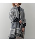 【23区/NIJYUSANKU】の【杏さん着用/CLASSY.2月号掲載】カシミヤ チェック ストール グレー系|ID: prp329100004523967 ipo3291000000032001428