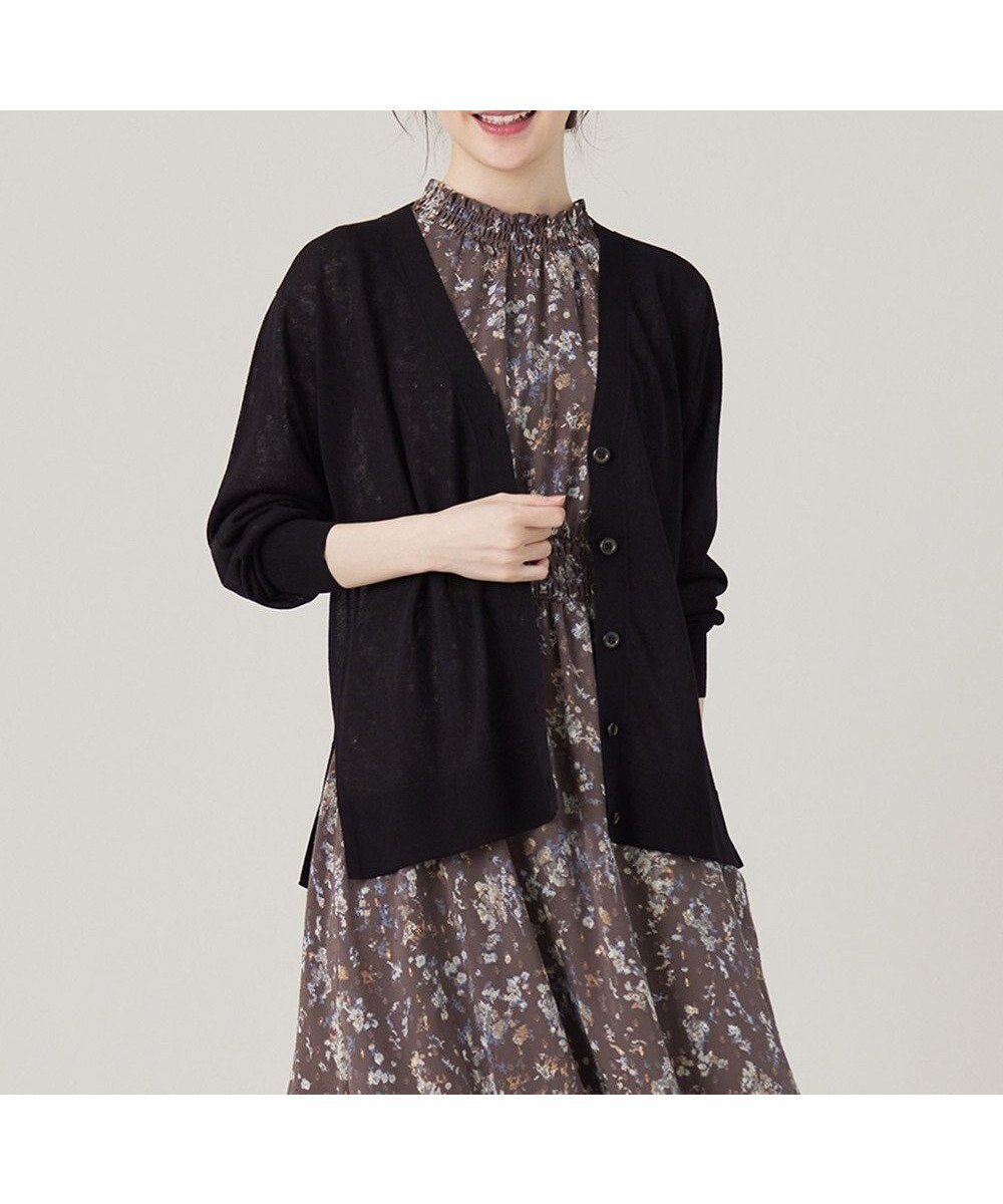 【エニィ スィス/any SiS】の【洗える】シアーVネック カーディガン インテリア・キッズ・メンズ・レディースファッション・服の通販 founy(ファニー) 　ファッション　Fashion　レディースファッション　Fashion for Women　トップス・カットソー　Cut & Sew Tops　カーディガン・羽織り　Layered Style Cardigans　Vネックトップス　V-Neck Tops / V-Cut Neckline Shirts　おすすめ　Recommended / Our Picks　カーディガン　Cardigan, Knitwear　シアー　Sheer, See-Through　シンプル　Simple, Minimal　トレンド　Trend, Trending Now　エレガント 上品　Elegant　洗える　Machine Washable　A/W・秋冬　Autumn/Winter　ブラック|ID: prp329100004524101 ipo3291000000033689893