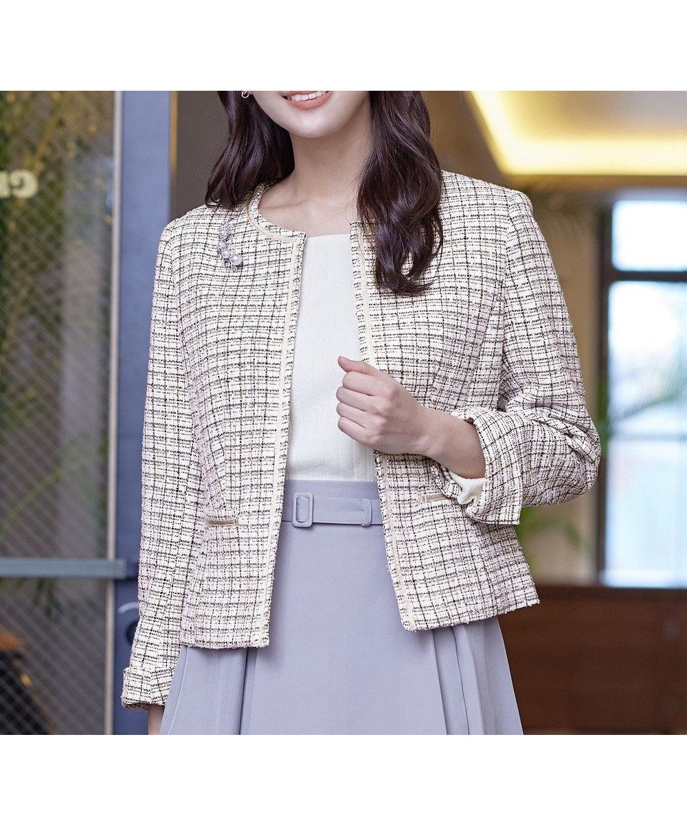 【ティアクラッセ/Tiaclasse】のラメツイードジャケット 人気、トレンドファッション・服の通販 founy(ファニー) 　ファッション　Fashion　レディースファッション　WOMEN　アウター　Coat Outerwear　ジャケット　Jackets　ノーカラージャケット　No Collar Leather Jackets　おすすめ　Recommend　ウォッシャブル　Washable　オケージョン　Occasion　カーディガン　Cardigan　ジャケット　Jacket　セレモニー　Ceremony　チュニック　Tunic　ツイード　Tweed　ラウンド　Round　再入荷　Restock/Back In Stock/Re Arrival　冬　Winter　NEW・新作・新着・新入荷　New Arrivals　春　Spring　洗える　Washable　秋　Autumn/Fall　A/W・秋冬　Aw・Autumn/Winter・Fw・Fall-Winter　ビジネス 仕事 通勤　Business　長袖　Long Sleeve　 other-1|ID: prp329100004524424 ipo3291000000032003178