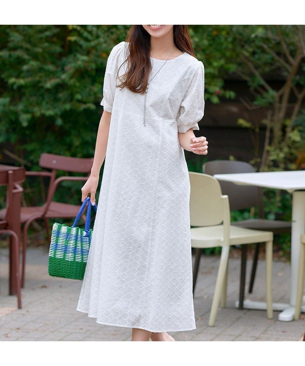 【ティアクラッセ/Tiaclasse】の【洗える】パンチングレースAラインワンピース 人気、トレンドファッション・服の通販 founy(ファニー) 　ファッション　Fashion　レディースファッション　Fashion for Women　ワンピース　Dresses　Aラインワンピース・フレアシルエット　A-Line Dresses / Flared Silhouette Dresses　アクセサリー　Fashion Accessories　ウォッシャブル　Machine Washable　春　Spring　洗える　Machine Washable　カーディガン　Cardigan, Knitwear　切替　Switching, Contrast Panel　シンプル　Simple, Minimal　スリーブ　Sleeve, Long Sleeve / Short Sleeve　チュニック　Tunic, Long Top　フェミニン　Feminine, Girly　フラワー　Flower, Floral　ラウンド　Round, Round Neck　レース　Lace, Lace Fabric　S/S・春夏　SS, Spring/Summer, Warm Season　再入荷　Restock / Back in Stock　夏　Summer　エレガント 上品　Elegant　新作・新入荷　New Arrivals / New In　 other-1|ID: prp329100004524565 ipo3291000000032003723