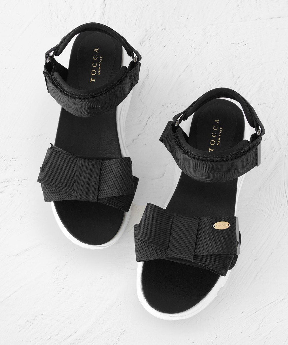 【トッカ/TOCCA】のRIBBON KNOT SPORTS SANDALS サンダル インテリア・キッズ・メンズ・レディースファッション・服の通販 founy(ファニー) 　ファッション　Fashion　レディースファッション　WOMEN　スポーツウェア　Sportswear　サンダル / ミュール　Sandals　2025年　2025　2025春夏・S/S　Ss,Spring/Summer,2025　おすすめ　Recommend　エナメル　Enamel　サンダル　Sandals　スポーツ　Sports　メタル　Metal　リボン　Ribbon　リュクス　Luxe　厚底　Platforms　夏　Summer　春　Spring　S/S・春夏　Ss・Spring/Summer　ブラック系|ID: prp329100004524669 ipo3291000000032004136