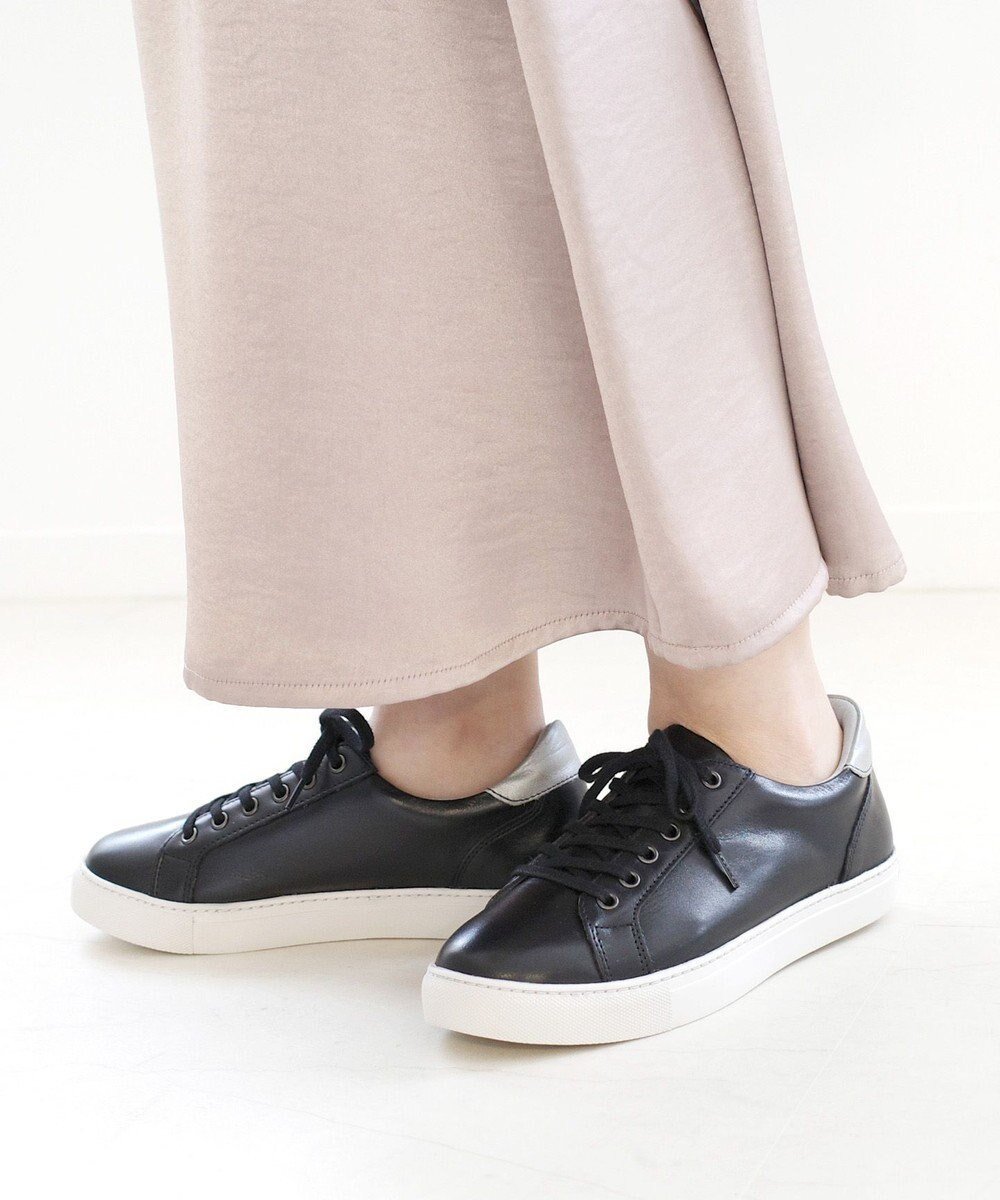 【ポインター/Pointer】の本革大人スニーカー インテリア・キッズ・メンズ・レディースファッション・服の通販 founy(ファニー) ファッション Fashion レディースファッション Fashion for Women シンプル Simple, Minimal スニーカー Sneakers, Trainers スマート Smart, Elegant エレガント 上品 Elegant 旅行 Travel ビジネス 仕事 通勤 Business / Work / Commuting ブラック×シルバー|ID: prp329100004524709 ipo3291000000033598148