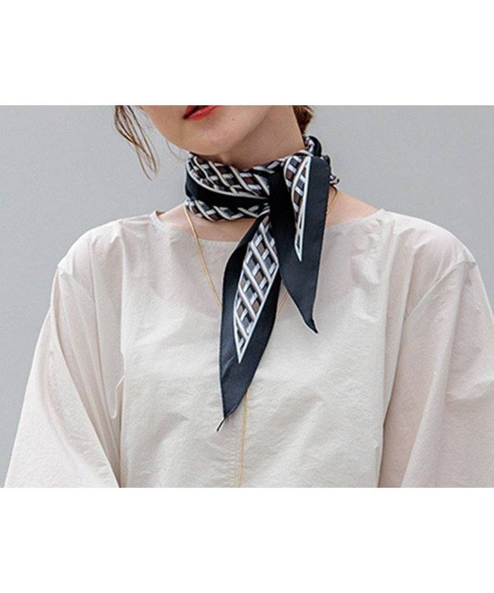 【23区/NIJYUSANKU】のRatti コラージュプリント スカーフ インテリア・キッズ・メンズ・レディースファッション・服の通販 founy(ファニー) https://founy.com/ ファッション Fashion レディースファッション WOMEN イタリア Italy 秋 Autumn/Fall ギャザー Gather シルク Silk ジャカード Jacquard スカーフ Scarf トレンド Trend ハンド Hand バンダナ Bandana プリント Print 2024年 2024 エレガント 上品 Elegant 2024-2025秋冬・A/W Aw/Autumn/Winter/Fw/Fall/2024-2025 |ID: prp329100004524747 ipo3291000000032004431