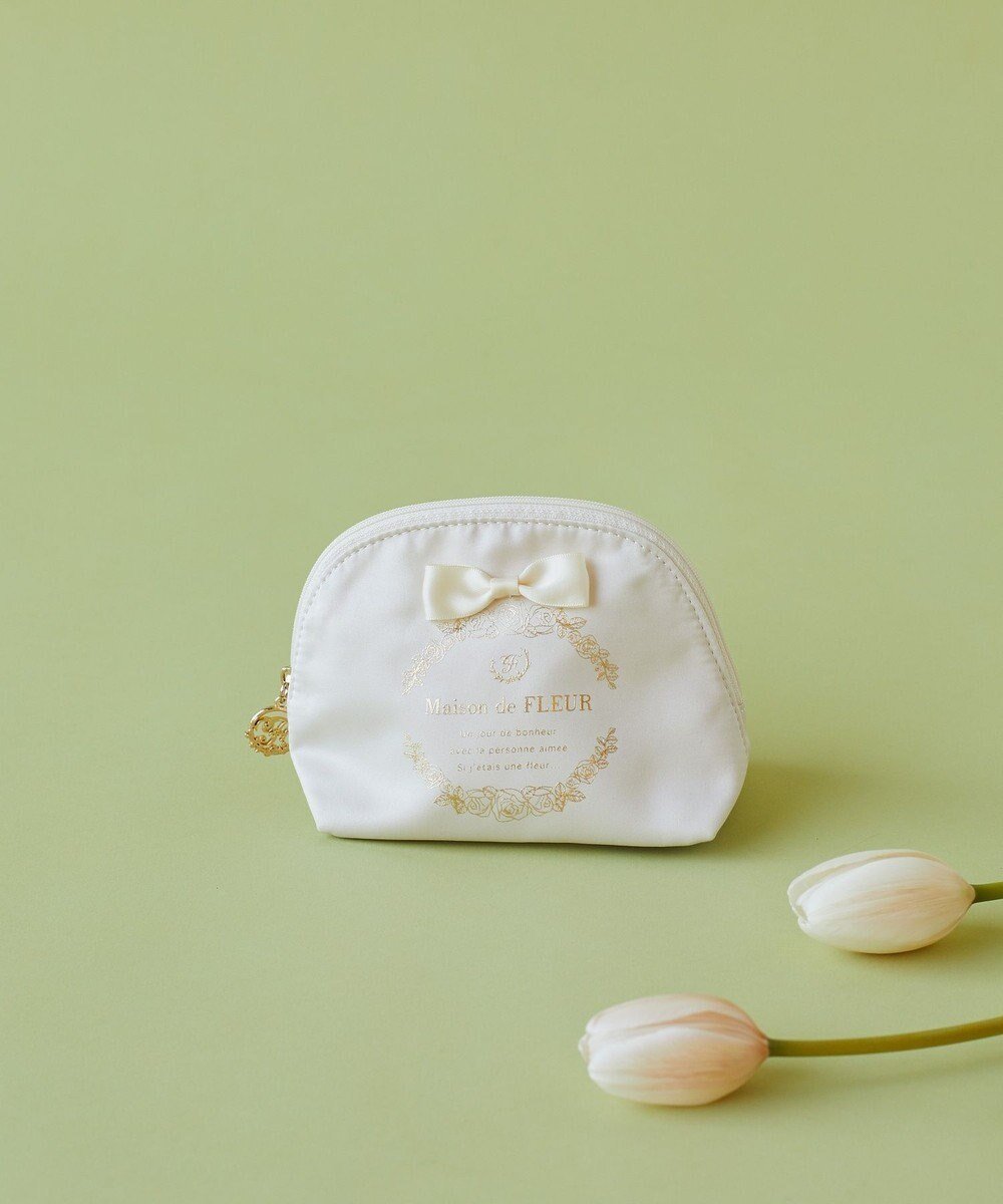 【メゾンドフルール/Maison de FLEUR】のサテンリボンラウンドポーチ インテリア・キッズ・メンズ・レディースファッション・服の通販 founy(ファニー) 　ファッション　Fashion　レディースファッション　WOMEN　財布　Wallets　ポーチ　Pouches　2025年　2025　2025春夏・S/S　Ss,Spring/Summer,2025　おすすめ　Recommend　ギフト プレゼント　Gift Present　サテン　Satin　フォルム　Form　フラワー　Flower　フレーム　Flame　フロント　Front　ポケット　Pocket　ポーチ　Pouch　ラウンド　Round　エレガント 上品　Elegant　人気　Popularity　財布　Wallet　Ivory|ID: prp329100004525153 ipo3291000000032006266