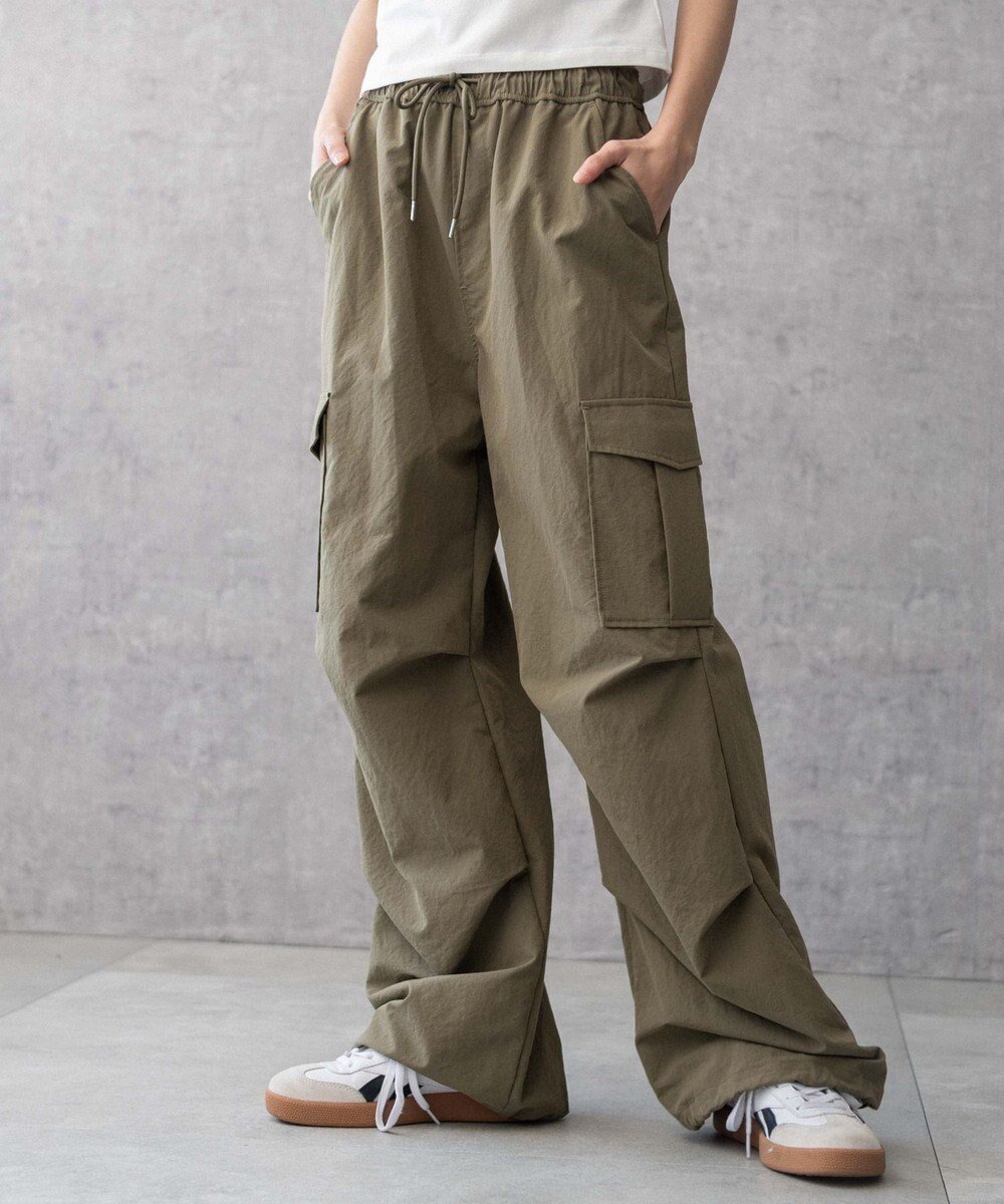 【ウィゴー/WEGO】の【ウエストゴム】イージーパラシュートカーゴパンツ インテリア・キッズ・メンズ・レディースファッション・服の通販 founy(ファニー) ファッション Fashion レディースファッション Fashion for Women パンツ Pants & Trousers カーゴパンツ Cargo Pants, Utility Pants カーディガン Cardigan, Knitwear シューズ Shoes, Footwear ショート Short, Short Length スニーカー Sneakers, Trainers スマホ Smartphone, Mobile Device ドローコード Drawcord, Drawstring Cord 定番 Standard, Basic Item 人気 Popular, Best Seller ボトム Bottoms, Lower Wear ワッシャー Washer, Crinkled Finish A/W・秋冬 Autumn/Winter プチプライス・低価格 Affordable / Budget Price オリーブ|ID: prp329100004525270 ipo3291000000034179498