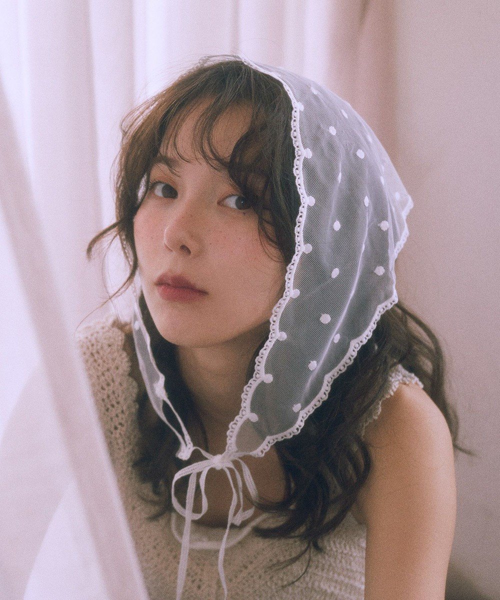 【アースミュージックアンドエコロジー/earth music&ecology】のドットレースバブーシュカ 人気、トレンドファッション・服の通販 founy(ファニー) 　ファッション　Fashion　レディースファッション　Fashion for Women　おすすめ　Recommended / Our Picks　スカーフ　Scarf, Neckwear　トレンド　Trend, Trending Now　ドット　Polka Dot, Dot Pattern　バンダナ　Bandana, Head Scarf　フェミニン　Feminine, Girly　レース　Lace, Lace Fabric　軽量　Lightweight, Ultra Light　 other-1|ID: prp329100004525770 ipo3291000000032736512