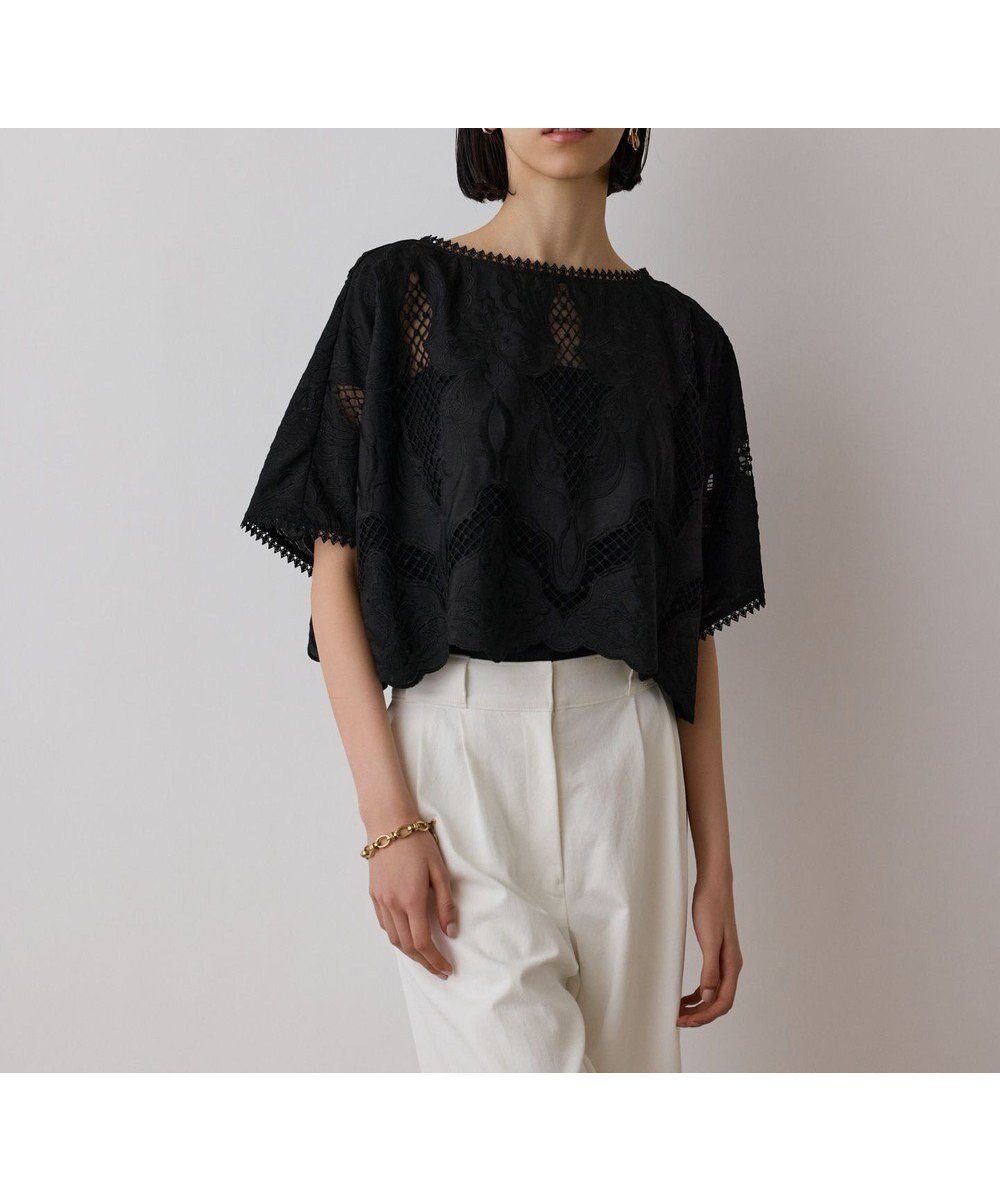 【グレース コンチネンタル/GRACE CONTINENTAL】の刺繍ポンチョTOP インテリア・キッズ・メンズ・レディースファッション・服の通販 founy(ファニー) 　ファッション　Fashion　レディースファッション　WOMEN　アウター　Coat Outerwear　ポンチョ　Ponchos　トップス・カットソー　Tops/Tshirt　シャツ/ブラウス　Shirts/Blouses　ロング / Tシャツ　T-Shirts　カットソー　Cut and Sewn　NEW・新作・新着・新入荷　New Arrivals　カットソー　Cut And Sew　ポンチョ　Poncho　レース　Race　夏　Summer　春　Spring　S/S・春夏　Ss・Spring/Summer　ブラック|ID: prp329100004525864 ipo3291000000032009305
