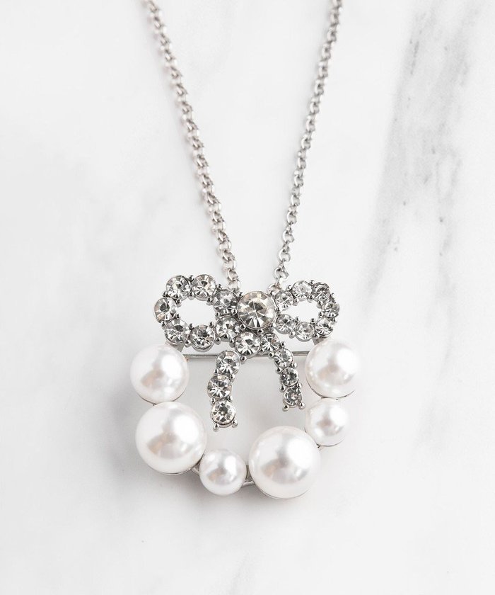【トッカ/TOCCA】の【2WAY】PROMISE PEARL RIBBON BROOCH NECKLACE ブローチ ネックレス インテリア・キッズ・メンズ・レディースファッション・服の通販 founy(ファニー) https://founy.com/ ファッション Fashion レディースファッション WOMEN ジュエリー Jewelry ネックレス Necklaces 2025年 2025 2025春夏・S/S Ss,Spring/Summer,2025 アクセサリー Accessories アシンメトリー Asymmetry サークル Circle シンプル Simple セレモニー Ceremony トレンド Trend ドレス Dress ネックレス Necklace パール Pearl ビジュー Bijou フェミニン Feminine フォルム Form ブローチ Brooch モダン Modern モチーフ Motif ランダム Random リボン Ribbon 夏 Summer S/S・春夏 Ss・Spring/Summer |ID: prp329100004526748 ipo3291000000032013693