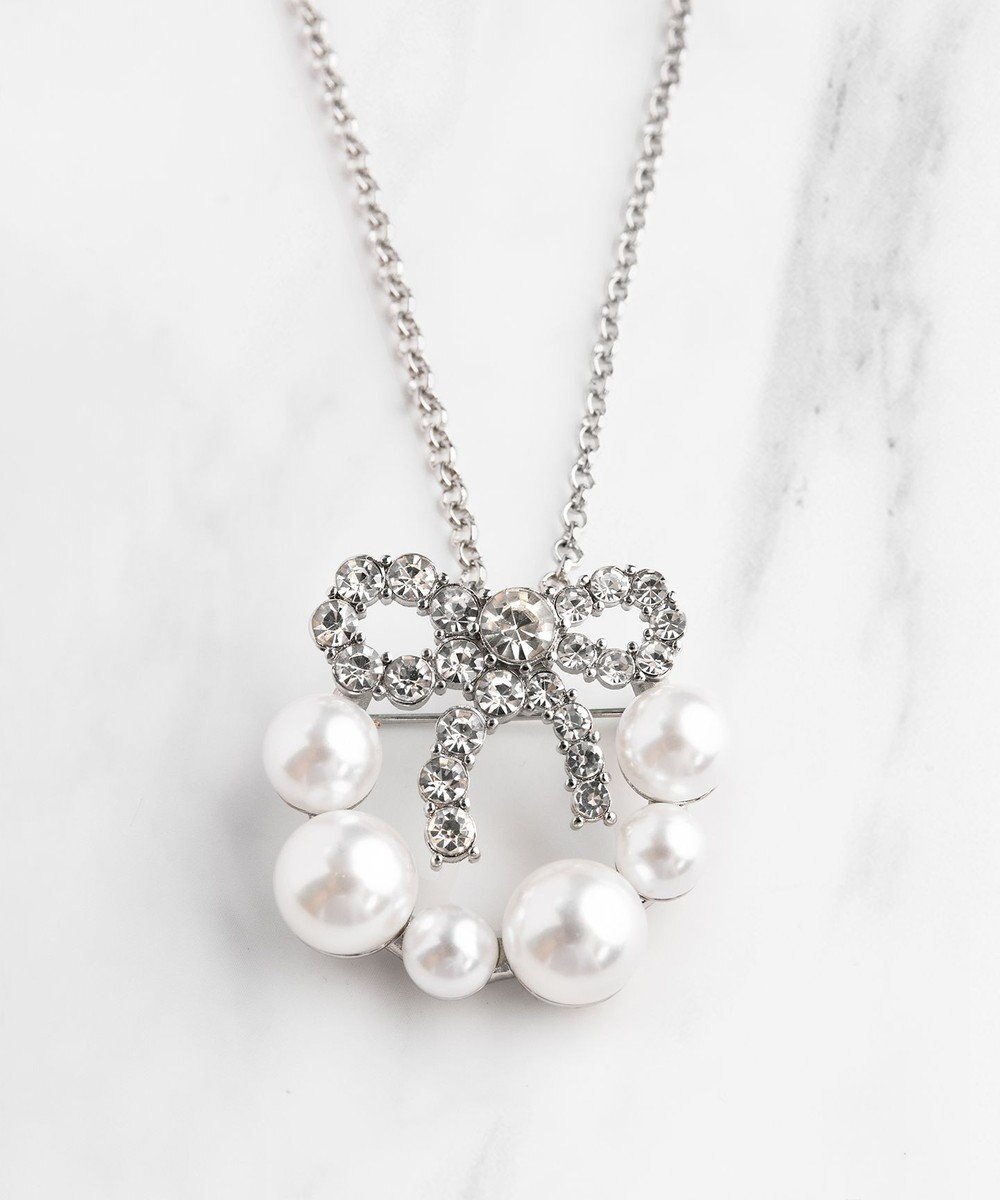 【トッカ/TOCCA】の【2WAY】PROMISE PEARL RIBBON BROOCH NECKLACE ブローチ ネックレス インテリア・キッズ・メンズ・レディースファッション・服の通販 founy(ファニー) 　ファッション　Fashion　レディースファッション　WOMEN　ジュエリー　Jewelry　ネックレス　Necklaces　2025年　2025　2025春夏・S/S　Ss,Spring/Summer,2025　アクセサリー　Accessories　アシンメトリー　Asymmetry　サークル　Circle　シンプル　Simple　セレモニー　Ceremony　トレンド　Trend　ドレス　Dress　ネックレス　Necklace　パール　Pearl　ビジュー　Bijou　フェミニン　Feminine　フォルム　Form　ブローチ　Brooch　モダン　Modern　モチーフ　Motif　ランダム　Random　リボン　Ribbon　夏　Summer　S/S・春夏　Ss・Spring/Summer　シルバー系|ID: prp329100004526748 ipo3291000000032013694