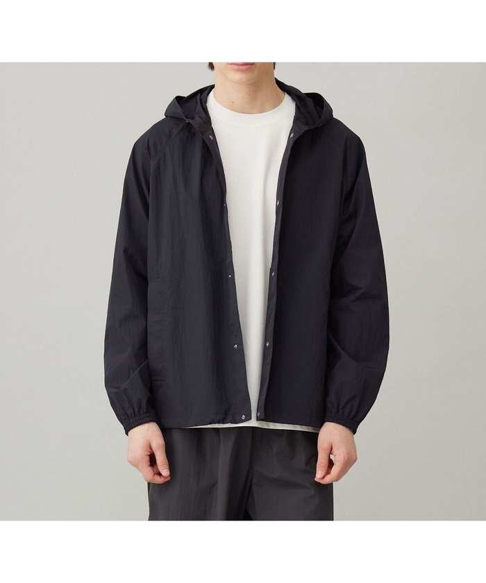 【アンフィーロ/UNFILO / MEN】の耐久撥水 ライトフードブルゾン インテリア・キッズ・メンズ・レディースファッション・服の通販 founy(ファニー) https://founy.com/ ファッション Fashion メンズファッション Men's Style Online アウター Coats Outerwear/Men ブルゾン Blouson/Jackets ヴィンテージ Vintage 春 Spring シャンブレー Chambray ジャケット Jacket ブルゾン Blouson S/S・春夏 Ss・Spring/Summer 夏 Summer |ID: prp329100004526853 ipo3291000000032649659