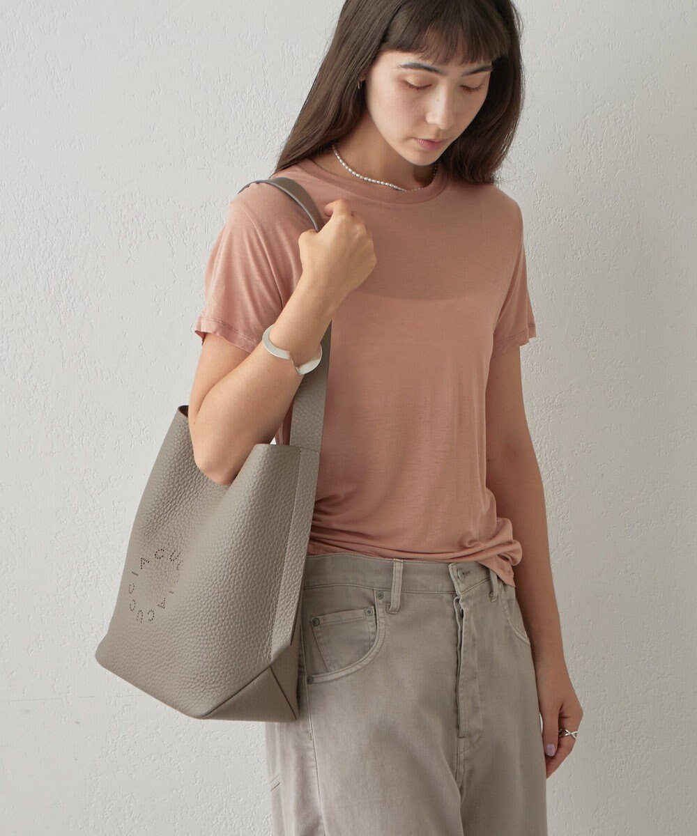 【イアクッチ/IACUCCI】のグッシオ ワンハンドルトート ALCE インテリア・キッズ・メンズ・レディースファッション・服の通販 founy(ファニー) 　ファッション　Fashion　レディースファッション　Fashion for Women　バッグ　Bags　サークル　Circle, Round Design　ショルダー　Shoulder, Shoulder Strap　シンプル　Simple, Minimal　スクエア　Square, Square Shape　人気　Popular, Best Seller　マグネット　Magnet, Magnetic Closure　S/S・春夏　SS, Spring/Summer, Warm Season　夏　Summer　ビジネス 仕事 通勤　Business / Work / Commuting　2025年　2025　2025春夏・S/S　Spring/Summer 2025 SS25　トープ|ID: prp329100004526865 ipo3291000000033038197
