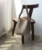 【イアクッチ/IACUCCI】のグッシオ ワンハンドルトート ALCE グレージュ|ID: prp329100004526865 ipo3291000000033053164