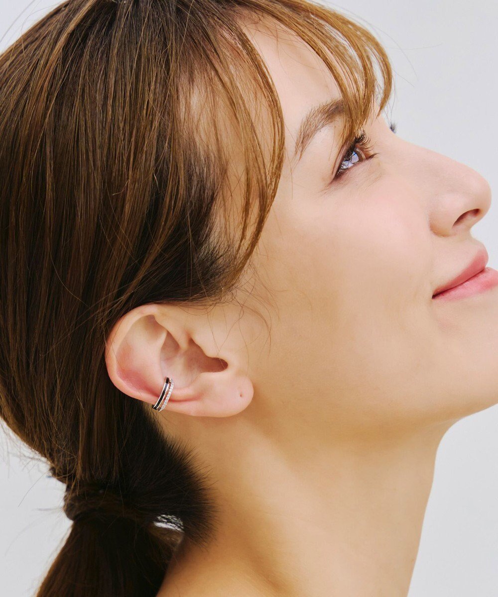 【ティアクラッセ/Tiaclasse】の配色ラインイヤーカフ インテリア・キッズ・メンズ・レディースファッション・服の通販 founy(ファニー) 　ファッション　Fashion　レディースファッション　Fashion for Women　ジュエリー　Jewelry　ファッションリング　Fashion Rings　イヤリング・フープ・ドロップタイプ　Hoop, Drop & Clip Earrings　アクセサリー　Fashion Accessories　イヤリング　Earrings　イヤーカフ　Ear Cuffs　シューズ　Shoes, Footwear　シルバー　Silver, Metallic Silver　スタイリッシュ　Stylish, Fashionable　ストーン　Stone, Gem-Like　チュニック　Tunic, Long Top　メタル　Metal, Metal Parts　再入荷　Restock / Back in Stock　新作・新入荷　New Arrivals / New In　シルバー×ブラック|ID: prp329100004526983 ipo3291000000036086744