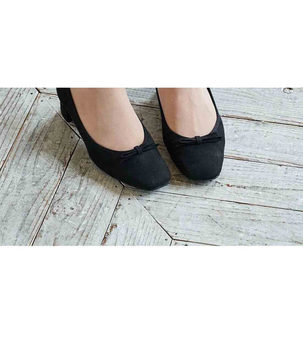 【リズ ラフィーネ/Riz raffinee】のRiz raffinee 【レイン対応】リボンパンプス インテリア・キッズ・メンズ・レディースファッション・服の通販 founy(ファニー) ファッション Fashion レディースファッション Fashion for Women エナメル Patent Leather エレガント 上品 Elegant オケージョン Occasion Wear クッション Cushion, Throw Pillow シンプル Simple, Minimal トレンド Trend, Trending Now フェミニン Feminine, Girly ベーシック Basic, Essential リボン Ribbon, Bow レイン Rain, Rainproof おすすめ Recommended / Our Picks 日本製 Made In Japan セレモニー Ceremony 入学式 Entrance Ceremony 卒業式 Graduation Ceremony ビジネス 仕事 通勤 Business / Work / Commuting ブラックスエード|ID: prp329100004526999 ipo3291000000034188803