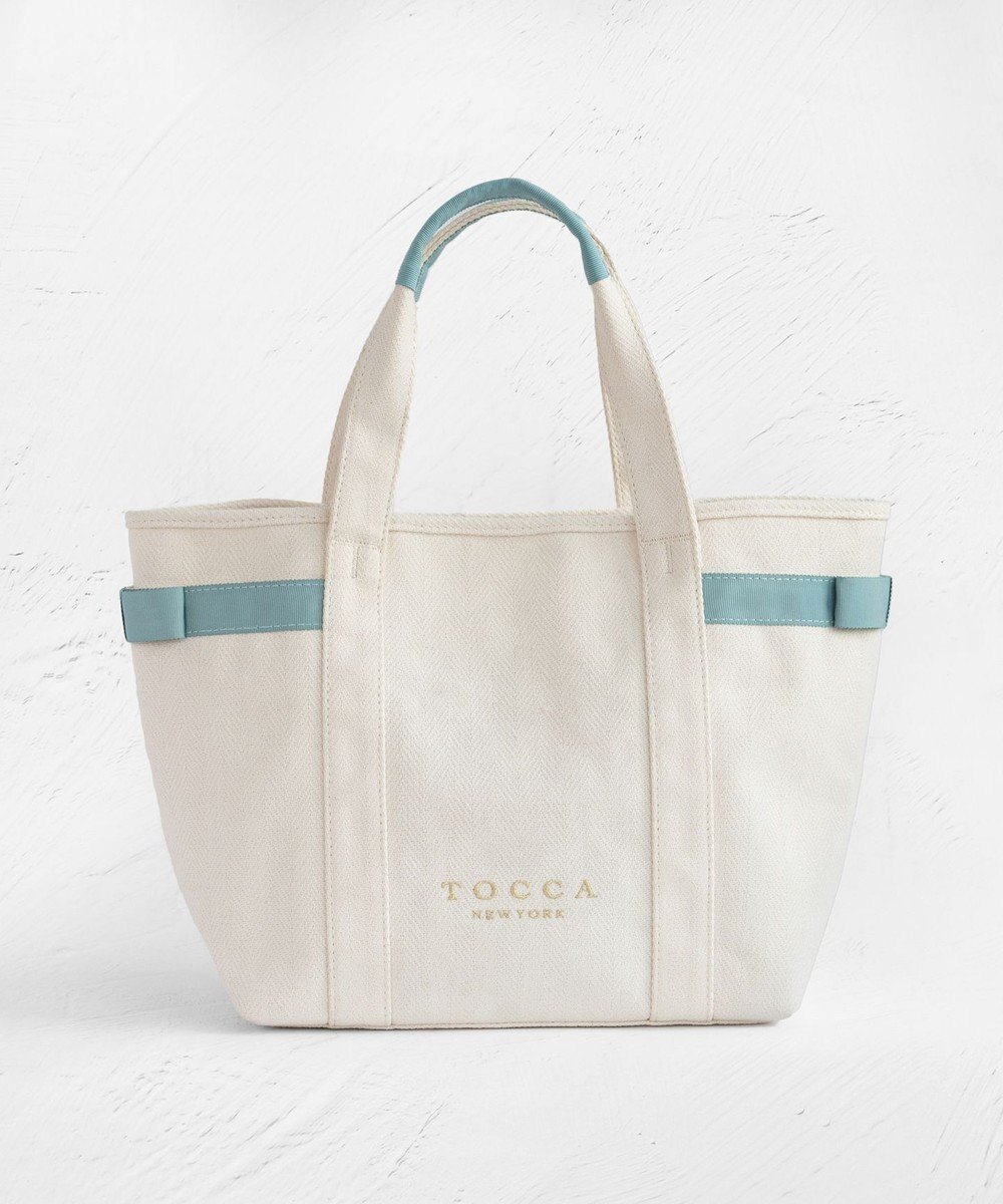【トッカ/TOCCA】の【A4サイズ対応】SIDE RIBBON CANVASTOTE トートバッグ インテリア・キッズ・メンズ・レディースファッション・服の通販 founy(ファニー) 　ファッション　Fashion　レディースファッション　WOMEN　バッグ　Bag　シンプル　Simple　財布　Wallet　テクスチャー　Texture　フェミニン　Feminine　ヘリンボーン　Herringbone　ポケット　Pocket　リボン　Ribbon　S/S・春夏　Ss・Spring/Summer　夏　Summer　エレガント 上品　Elegant　ビジネス 仕事 通勤　Business　2025年　2025　2025春夏・S/S　Ss,Spring/Summer,2025　オフ×ブルー系|ID: prp329100004527105 ipo3291000000032046754