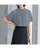 【23区/NIJYUSANKU】の【洗える】ライトバックサテンアムンゼン ハウンドトゥース プリント ブラウス ネイビー系|ID: prp329100004527168 ipo3291000000032015412