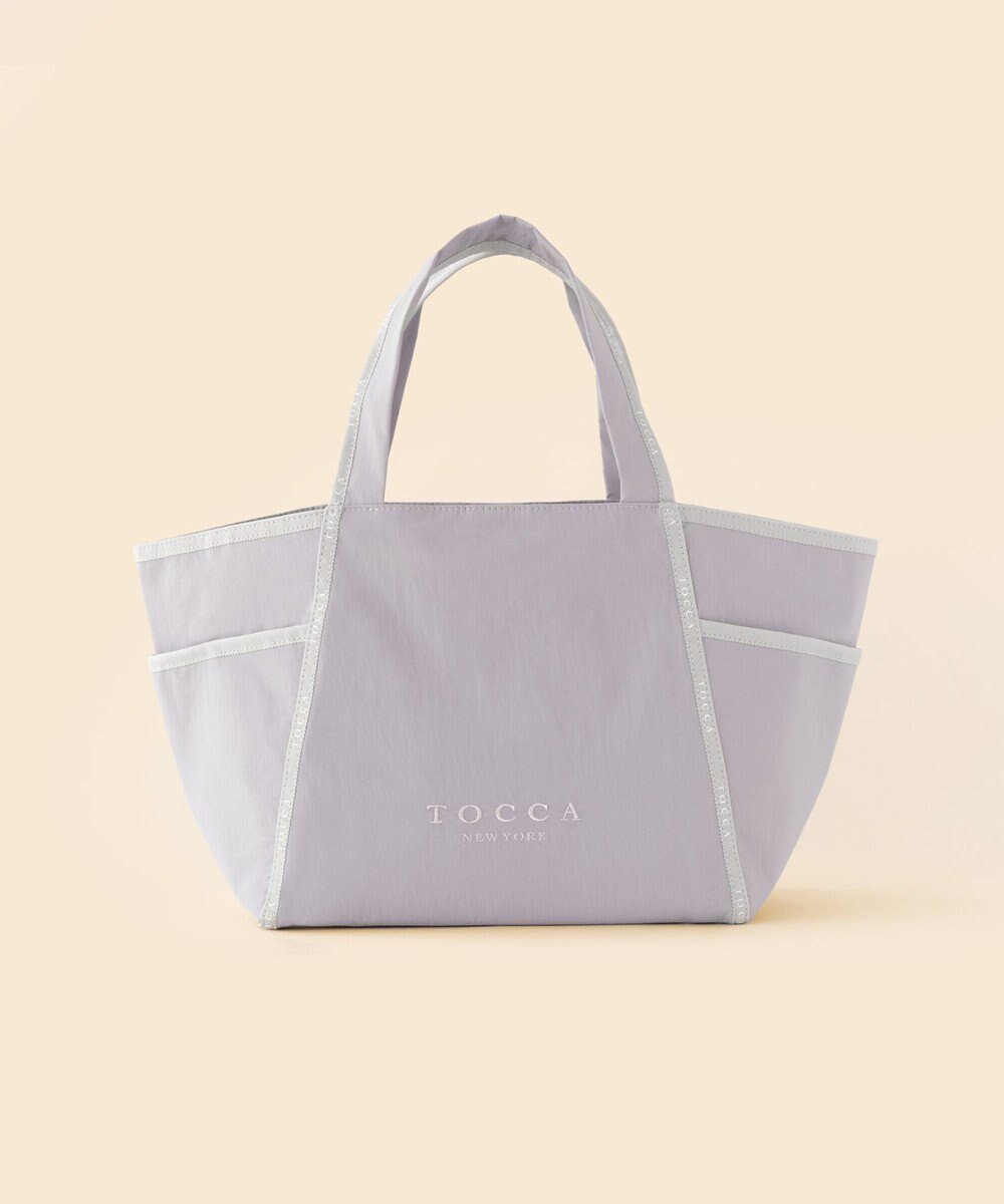 【トッカ/TOCCA】の【WEB&一部店舗限定】【撥水】PISCINA TOTE M トートバッグ M インテリア・キッズ・メンズ・レディースファッション・服の通販 founy(ファニー) 　ファッション　Fashion　レディースファッション　WOMEN　バッグ　Bag　クラウン　Crown　シューズ　Shoes　ジップ　Zip　スポーツ　Sports　スポーティ　Sporty　財布　Wallet　フェミニン　Feminine　プリント　Print　ポケット　Pocket　リボン　Ribbon　旅行　Travel　ラベンダー系|ID: prp329100004527312 ipo3291000000032016016