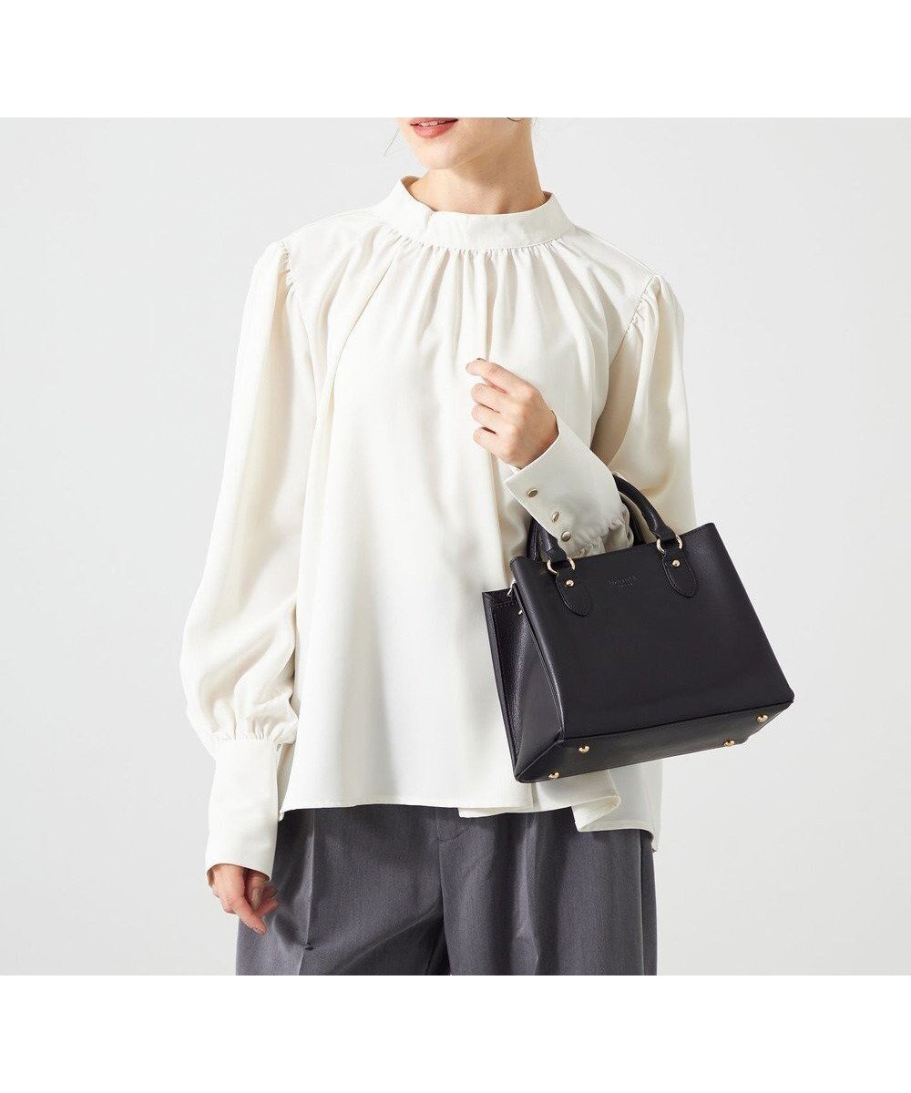 【ラ バガジェリー/LA BAGAGERIE】の【MONICA】スクエア2WAYハンドバッグ 人気、トレンドファッション・服の通販 founy(ファニー) 　ファッション　Fashion　レディースファッション　WOMEN　バッグ　Bag　イエロー　Yellow　コンパクト　Compact　シンプル　Simple　スクエア　Square　スマート　Smart　財布　Wallet　ハンドバッグ　Handbag　ポケット　Pocket　別注　Special Order　マグネット　Magnet　エレガント 上品　Elegant　 other-1|ID: prp329100004527321 ipo3291000000032016049
