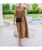 【ティアクラッセ/Tiaclasse】の【洗える】後ろリボンギャザーワンピース 人気、トレンドファッション・服の通販 founy(ファニー) ファッション Fashion レディースファッション WOMEN ワンピース Dress アクセサリー Accessories ウォッシャブル Washable 春 Spring 洗える Washable カーディガン Cardigan ガーリー Girly ギャザー Gather シンプル Simple スニーカー Sneakers スリーブ Sleeve チュニック Tunic フェミニン Feminine フレンチ French ポケット Pocket マキシ Maxi リゾート Resort リボン Ribbon ロング Long 楽ちん Easy S/S・春夏 Ss・Spring/Summer 再入荷 Restock/Back In Stock/Re Arrival 夏 Summer エレガント 上品 Elegant NEW・新作・新着・新入荷 New Arrivals thumbnail ベージュ|ID: prp329100004527349 ipo3291000000032016165