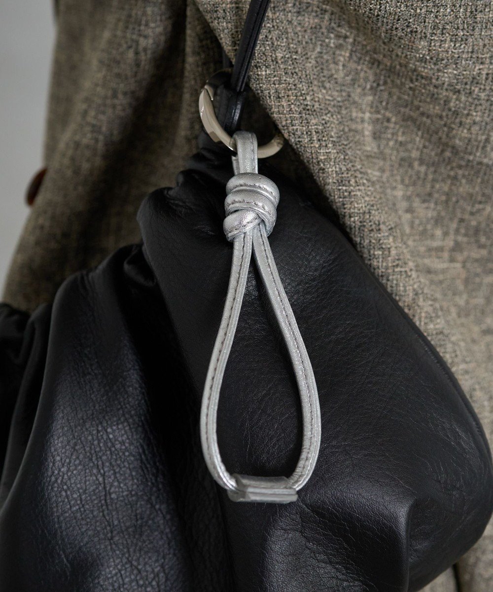 【ラシット/russet】の《chi企画》レザーキーリング(CE-1455) インテリア・キッズ・メンズ・レディースファッション・服の通販 founy(ファニー) 　ファッション　Fashion　レディースファッション　WOMEN　財布　Wallets　アクセサリー　Accessories　キーホルダー　Key Ring　巾着　Purse　ショルダー　Shoulder　シンプル　Simple　財布　Wallet　ループ　Loop　再入荷　Restock/Back In Stock/Re Arrival　おすすめ　Recommend　日本製　Made In Japan　ギフト プレゼント　Gift Present　スマホショルダーバッグ　Smartphone Shoulder Bag　Silver|ID: prp329100004527433 ipo3291000000032016515