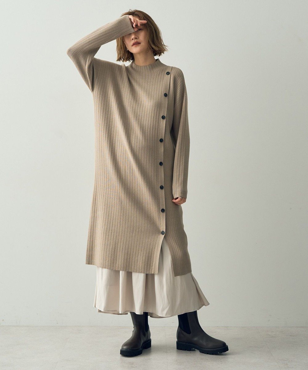 【イェッカ ヴェッカ/YECCA VECCA】の釦デザインハイネックニットワンピース インテリア・キッズ・メンズ・レディースファッション・服の通販 founy(ファニー) 　ファッション　Fashion　レディースファッション　WOMEN　ワンピース　Dress　ニットワンピース　Knit Dresses　おすすめ　Recommend　ハイネック　High Neck　フォルム　Form　ポケット　Pocket　ワイドリブ　Wide Rib　A/W・秋冬　Aw・Autumn/Winter・Fw・Fall-Winter　Beige|ID: prp329100004527581 ipo3291000000032017129